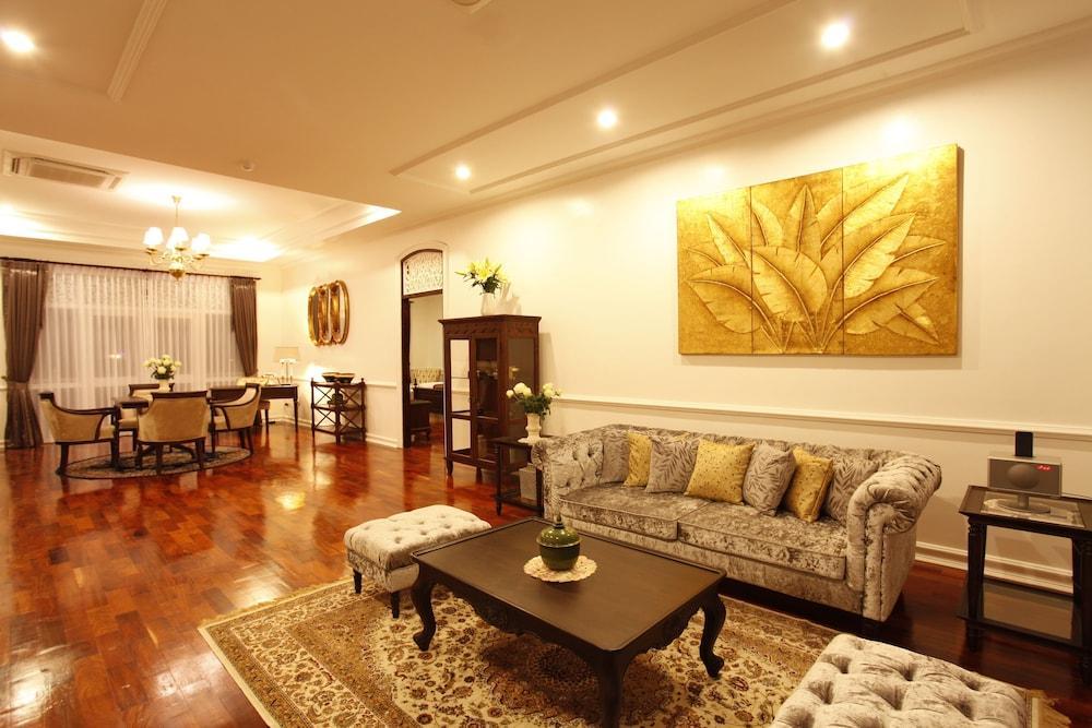 Dhavara Boutique Hotel Vientiane Bagian luar foto