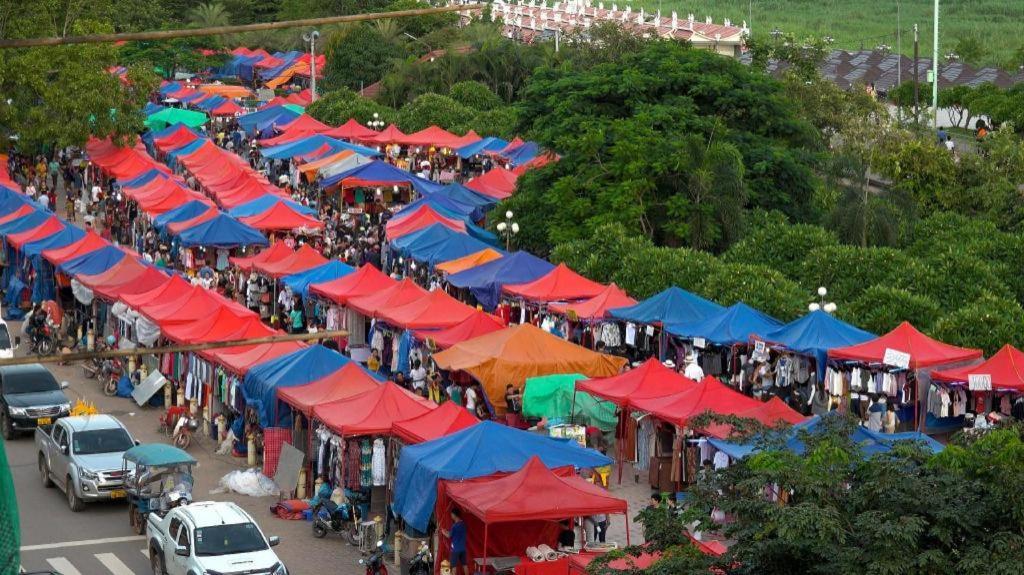 Dhavara Boutique Hotel Vientiane Bagian luar foto