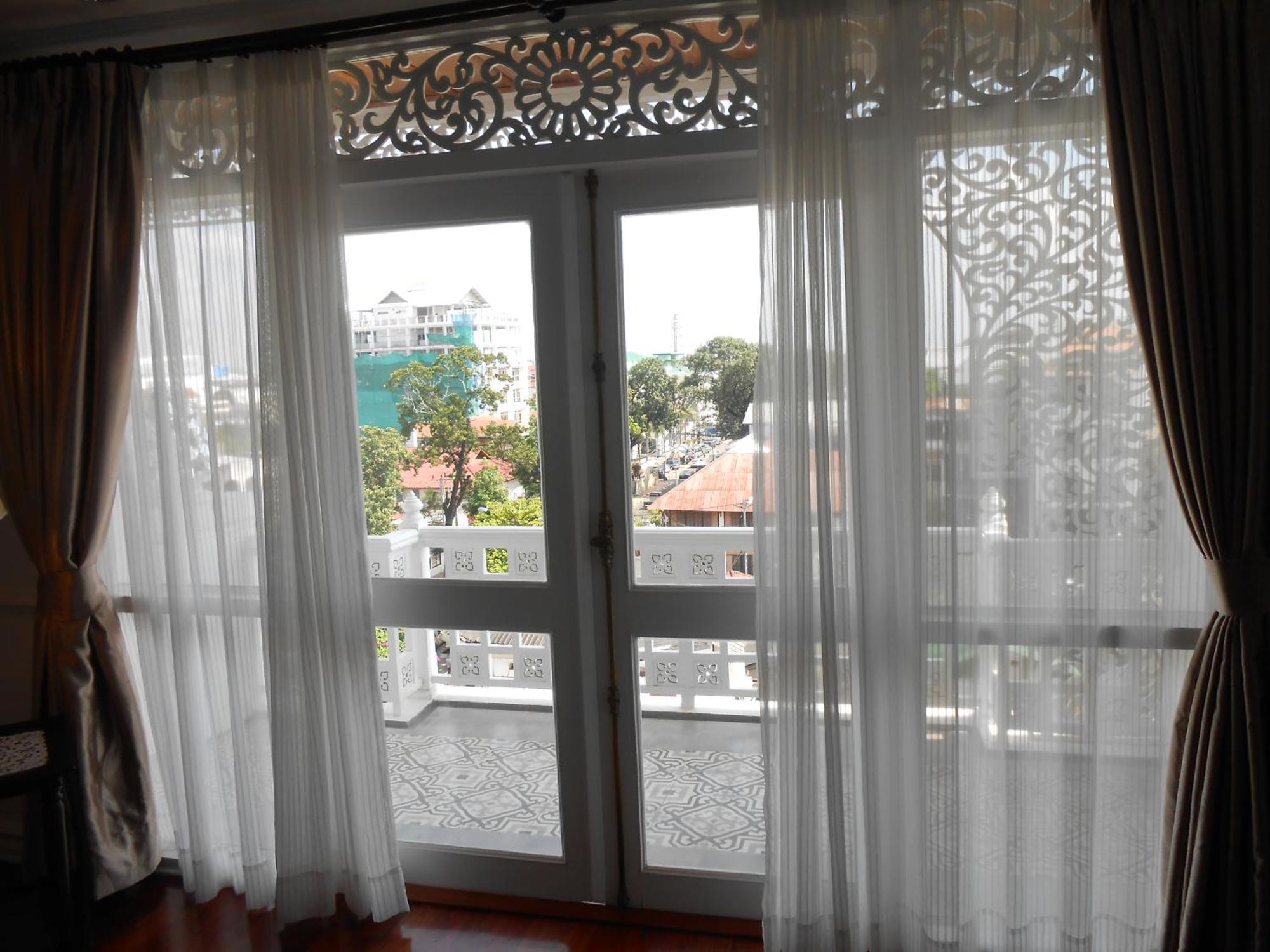 Dhavara Boutique Hotel Vientiane Bagian luar foto
