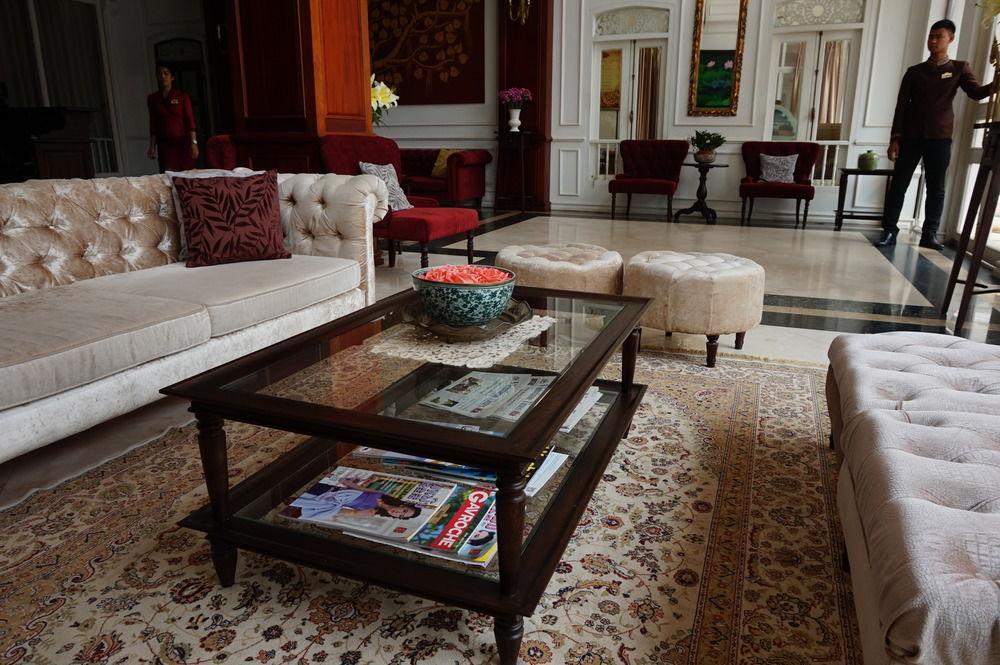 Dhavara Boutique Hotel Vientiane Bagian luar foto