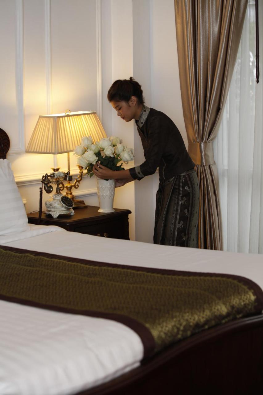 Dhavara Boutique Hotel Vientiane Bagian luar foto