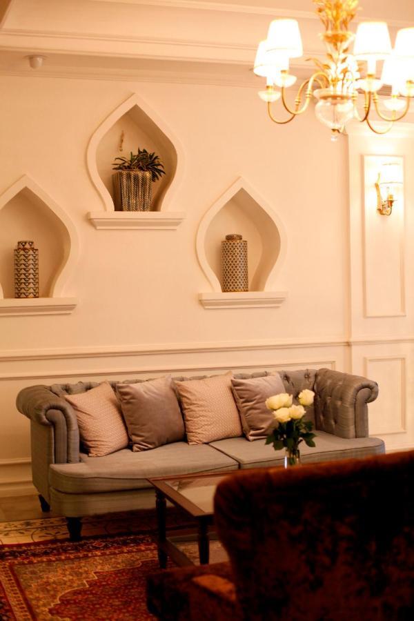 Dhavara Boutique Hotel Vientiane Bagian luar foto
