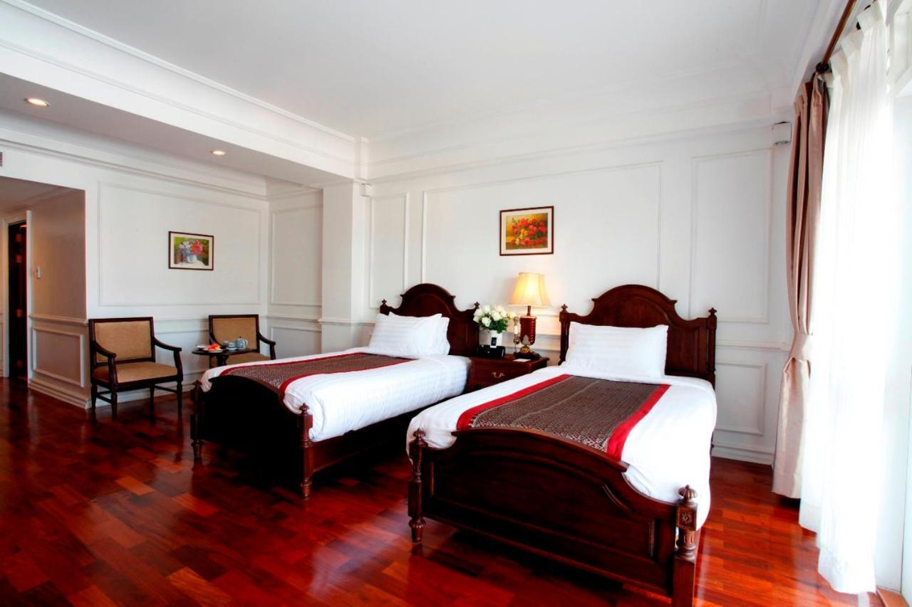 Dhavara Boutique Hotel Vientiane Bagian luar foto